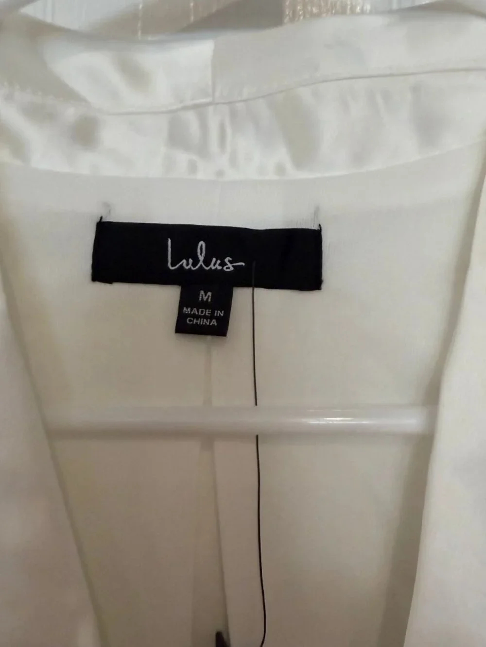 Lulus Regal Aura White Satin Long Sleeve Blazer Romper Women's Size Medium NWT! - Picture 3 of 7